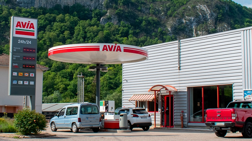 Avia - Dortan