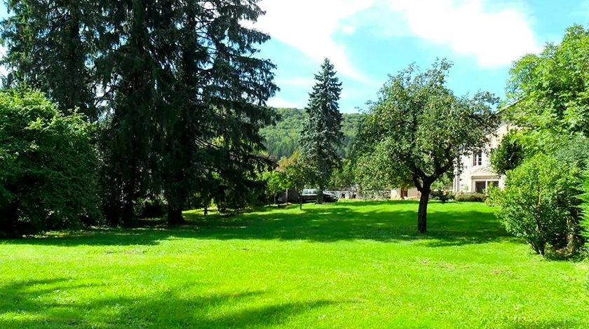 A la Grenouille du Jura - Bellignat - 01100.fr A la Grenouille du Jura - Bellignat - 01100.fr